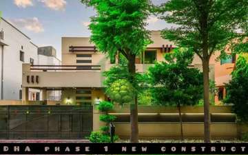 1 Kanal Full Basement House For Sale In DHA Phase 1 Lahore