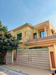10 Marla House For Sale In Bahria Town Lahore
