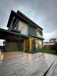 1 KANAL FULL BASMENT HOUSE FOR SALE IN DHA PHASE 8 LAHORE