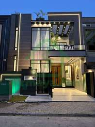 5 MARLA BEAUTY HOUSE FOR SALE IN BAHRIA TOWN LAHORE
