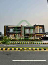 2 KANAL DESIGNER HOUSE FULL BASMENT WITH MINI OFFICE FOR SALE IN DHA PHASE 8 LAHORE
