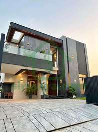 1 KANAL ULTRA MODERN SAMI FURNISHED HOUSE FOR SALE IN DHA PHASE 7 LAHORE