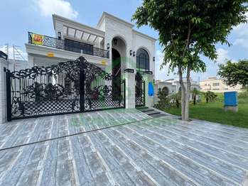 1 KANAL ULTRA MODERN SAMI FURNISHED HOUSE FOR SALE IN DHA PHASE 7 LAHORE