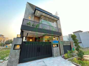 5 MARLA ULTRA MODERN SAMI FURNISHED HOUSE FOR SALE IN DHA PHASE 9 LAHORE