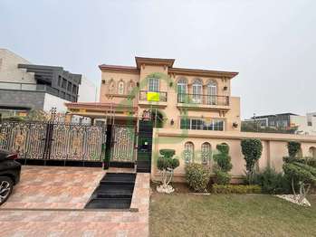 1 KANAL ULTRA MODERN HOUSE FOR SALE IN DHA PHASE 6 LAHORE