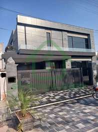 1 KANAL LUXURY ULTRA MODERN SAMI FURNISHED DESIGNER HOUSE FOR SALE LAKE CITY LAHORE
